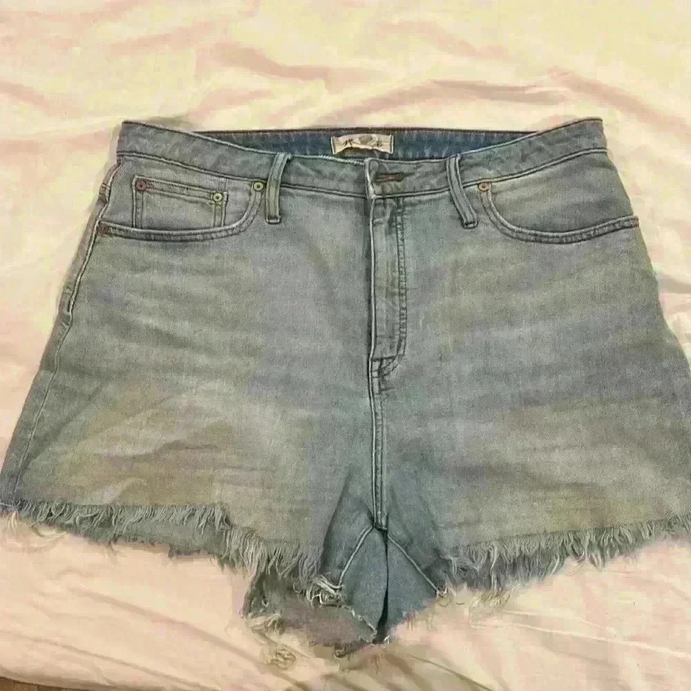 Madewell curvy high rise denim size 32